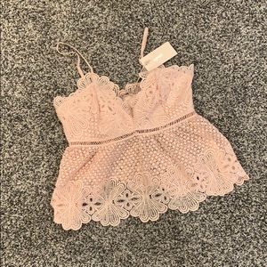 Peach lace tank